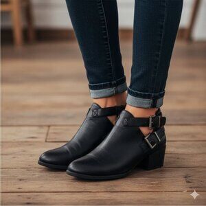 SENSO Biker Moto Buckle Leather Ankle Boots Booties Cut out sides Black Size 6